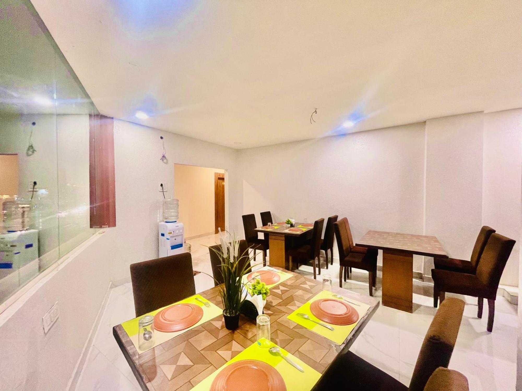 Hotel Eagle Grand Hyderabad Airport Zone 샴샤바드 외부 사진