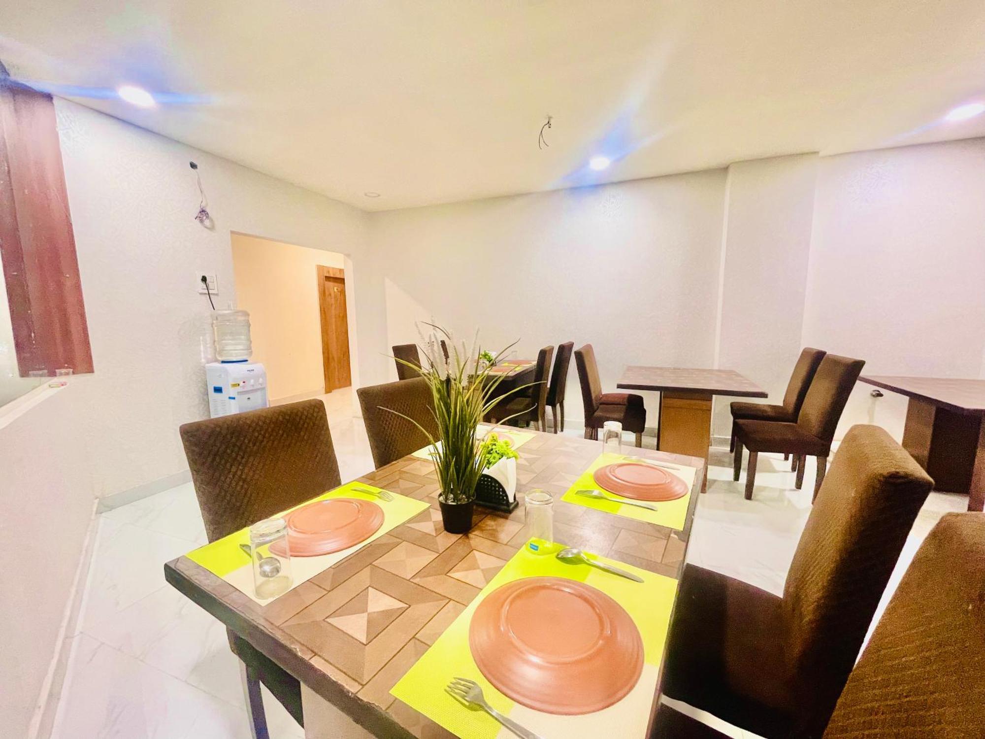 Hotel Eagle Grand Hyderabad Airport Zone 샴샤바드 외부 사진