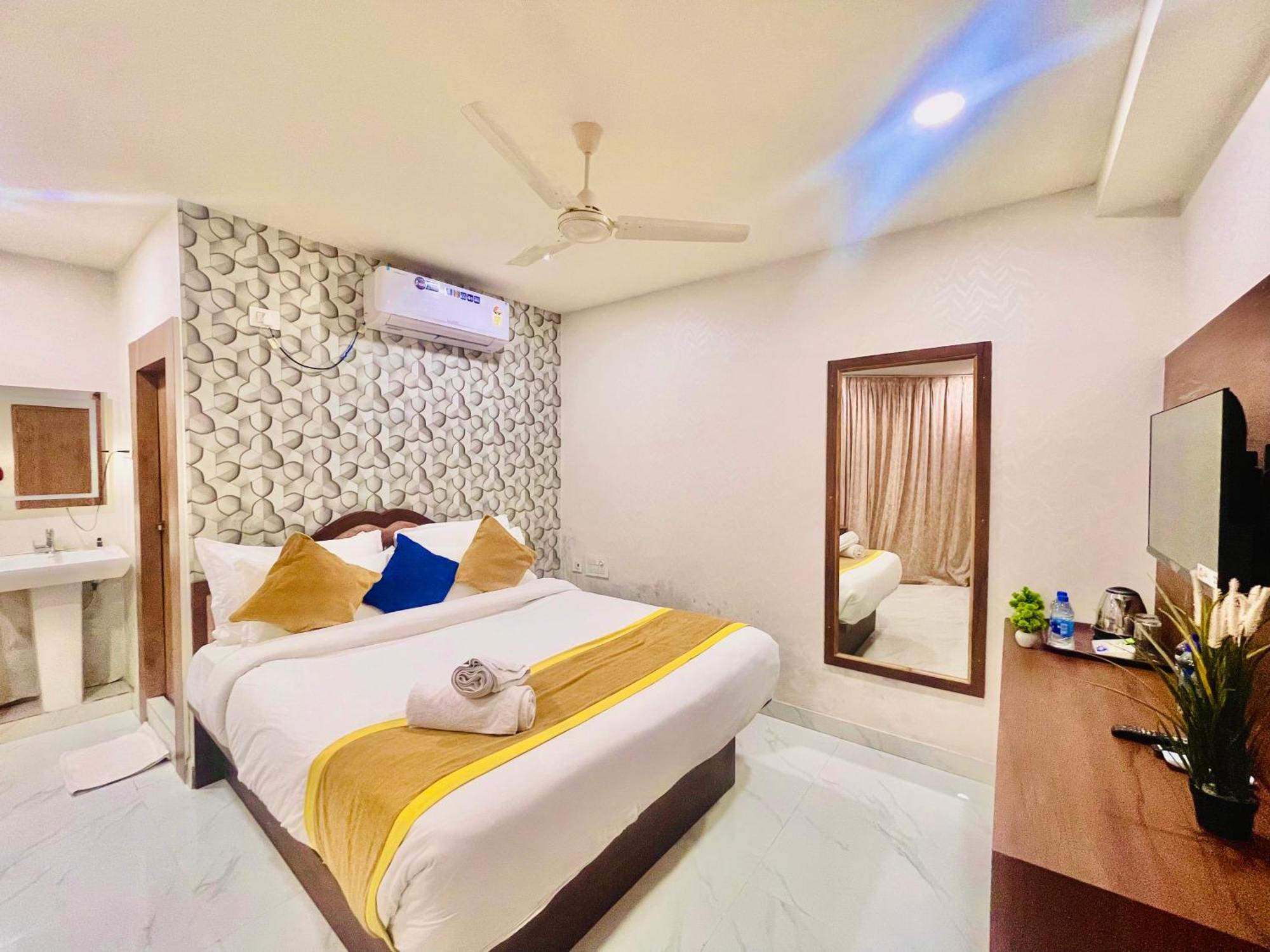 Hotel Eagle Grand Hyderabad Airport Zone 샴샤바드 외부 사진